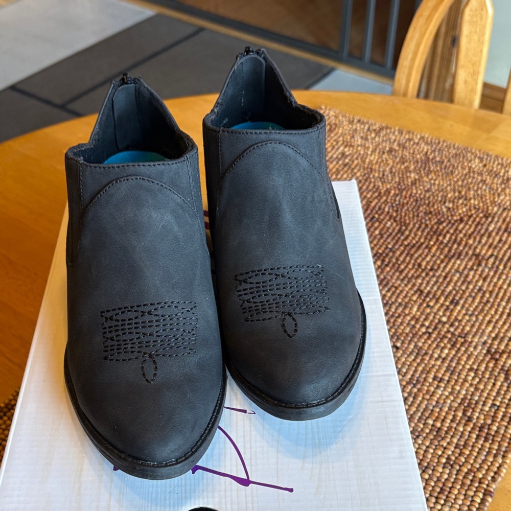 Blowfish Black Western Shooties